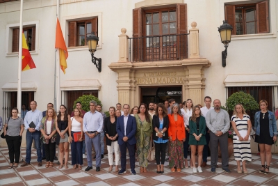 Benalmádena muestra su más enérgica condena al cuarto crimen machista en Málaga en lo que va de año