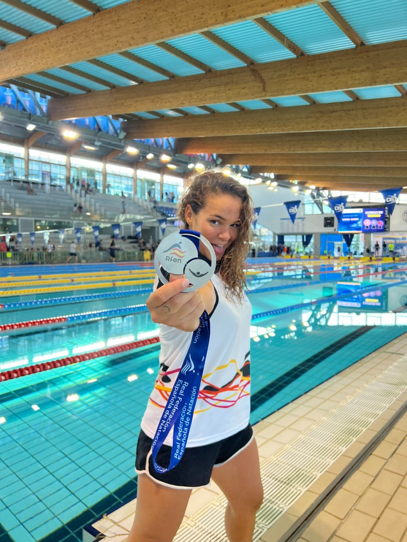 Carmen Balbuena se proclama campeona de España absoluta en los 100 metros mariposa