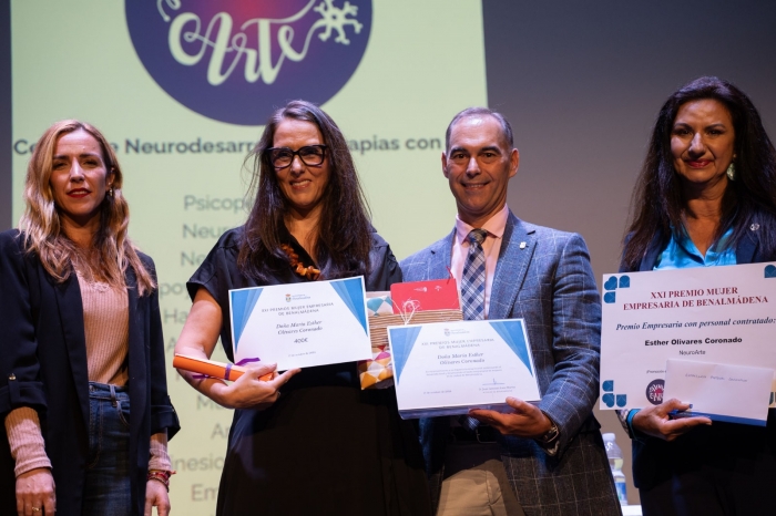 María Eugenia Burgos del Cid y María Esther Olivares Coronado, galardonadas en el XXI Premio Mujer Empresaria de Benalmádena