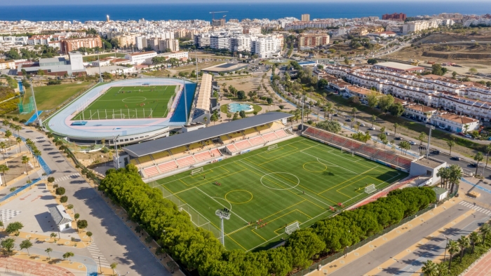 Las obras para la sustitución del césped artificial del Estadio de Fútbol Muñoz Pérez comenzarán el próximo lunes