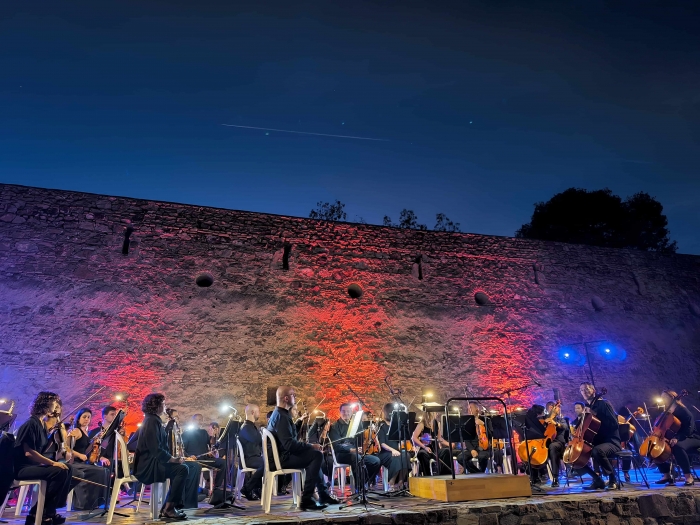 Una noche de fantasía en el Castillo de Gibralfaro con la OFM y Pepe Romero Guitar Festival