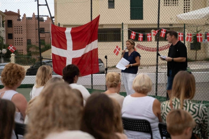 Foreign Residents councillor visits &#039;The Danish School&#039; and congratulates them on the start of the new school year