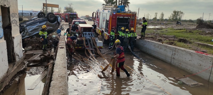 Torremolinos aporta tres bomberos más para trabajar en la zona afectada por la DANA