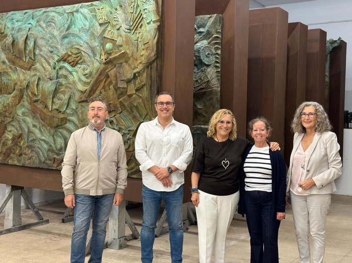 Los seis murales en bronce del proyecto ‘Somos España’, que recogen pasajes de la historia del país, están ya en Fuengirola