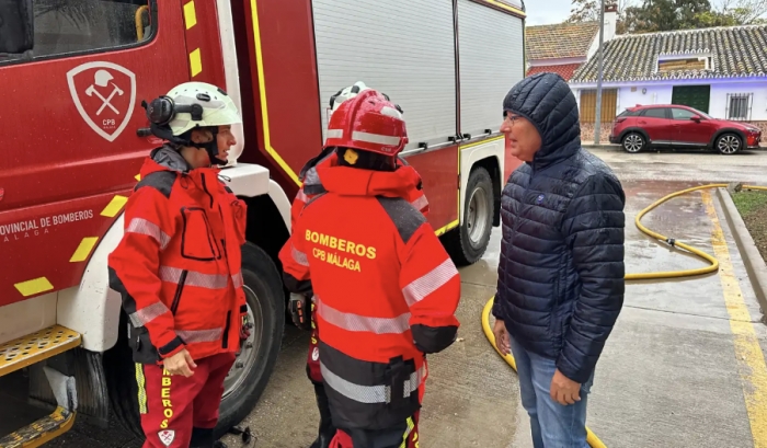 El CPB realiza cerca de 30 intervenciones en la provincia y duplica los efectivos en los parques de Coín, Vélez-Málaga y Estepona, en alerta por la DANA